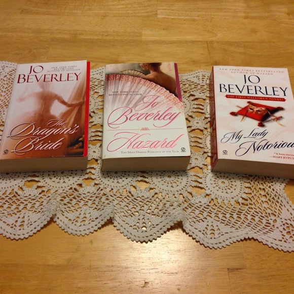 Historical Romance Bundle - Jo Beverly Fiction Paperbacks - Picture 1 of 12
